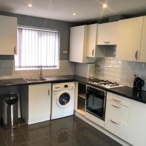 3 Bedroom House in Excellent Condition M8 8YE