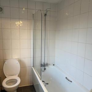 3 Bedroom House in Excellent Condition M8 8YE