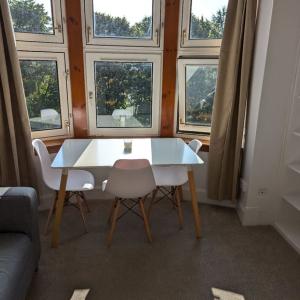 A bright and spacious 1 Bedroom flat