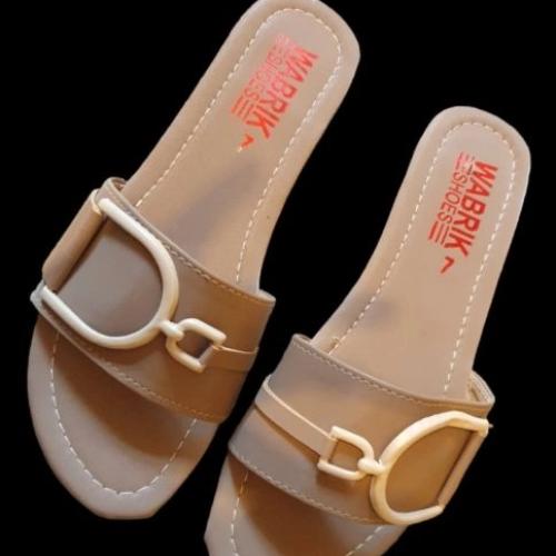 womens nike dunks size 4