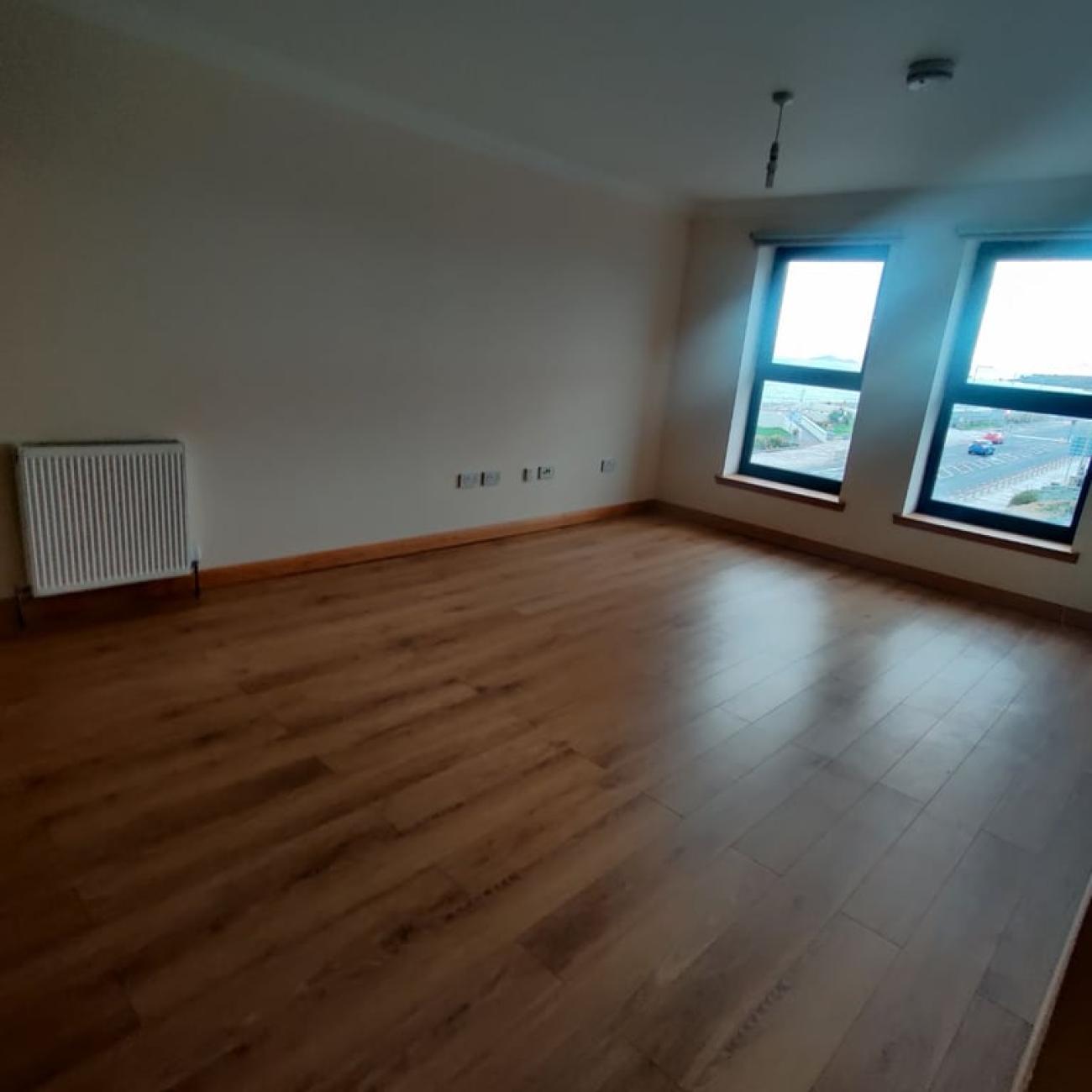 Immaculately presented 2 bed apartment with fabulous views KIRKCALDY