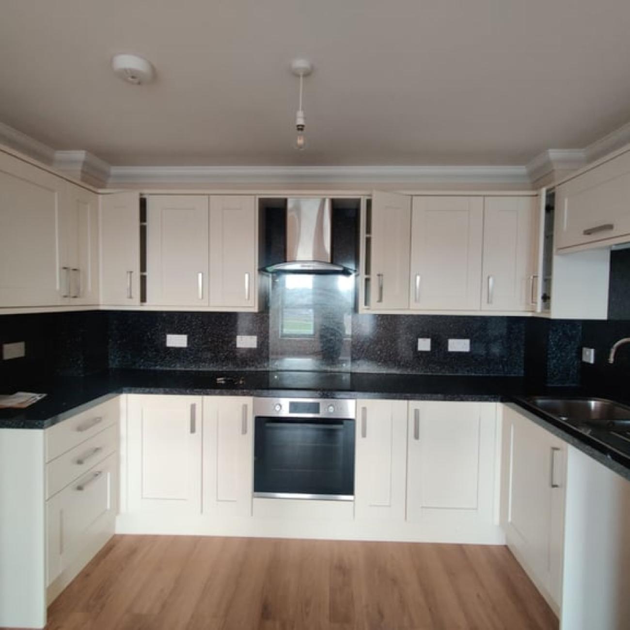 Immaculately presented 2 bed apartment with fabulous views KIRKCALDY