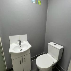 Studio Room in Harrow HA2 0QQ shared kitchen