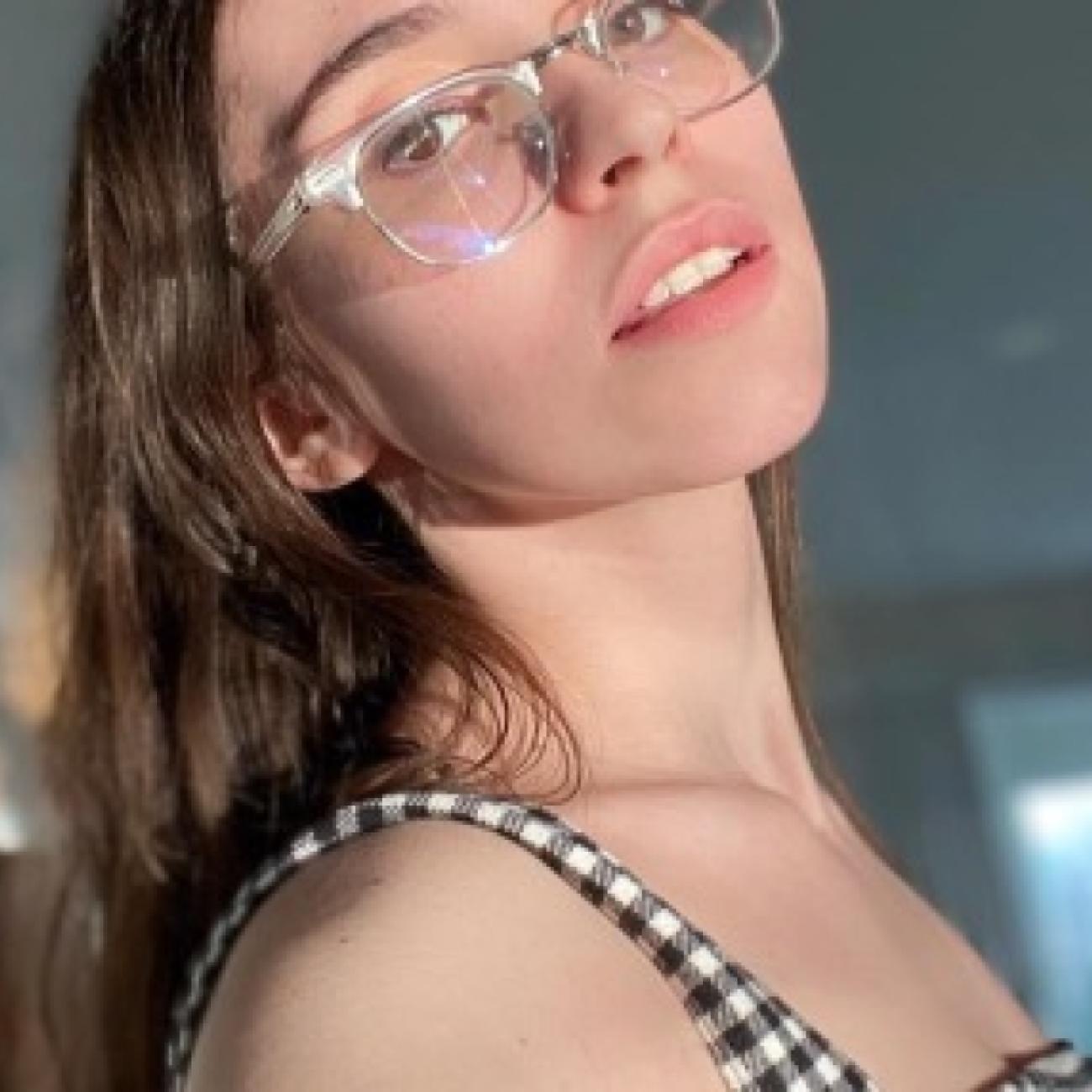 I’m available for sex meet up let have fun 🤩 