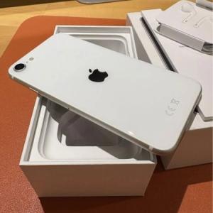 iPhone SE 2020 64gb Mint Boxed