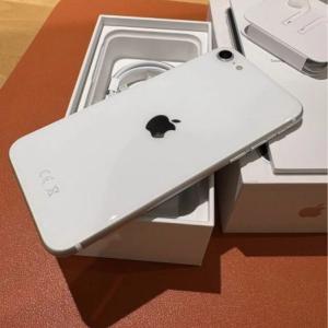 iPhone SE 2020 64gb Mint Boxed