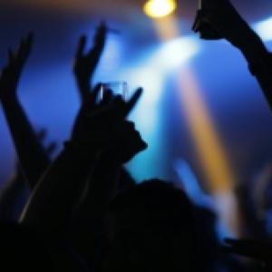 QueueFront- Your Reliable Partner to Streamline Bar Services!