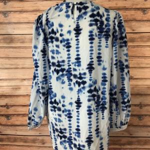 Love Mark Heyes White/Blue Tie Dye Print Tie Front Top