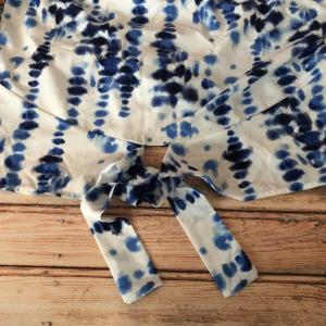 Love Mark Heyes White/Blue Tie Dye Print Tie Front Top