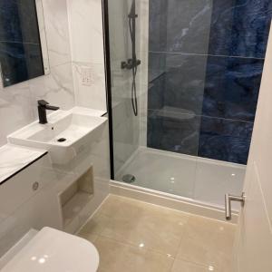 Stunning New Development of 8 flats in Croydon. 5 mins walk to Train Station