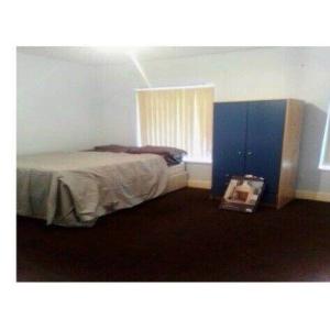 Studio Flat Edgware Available Now