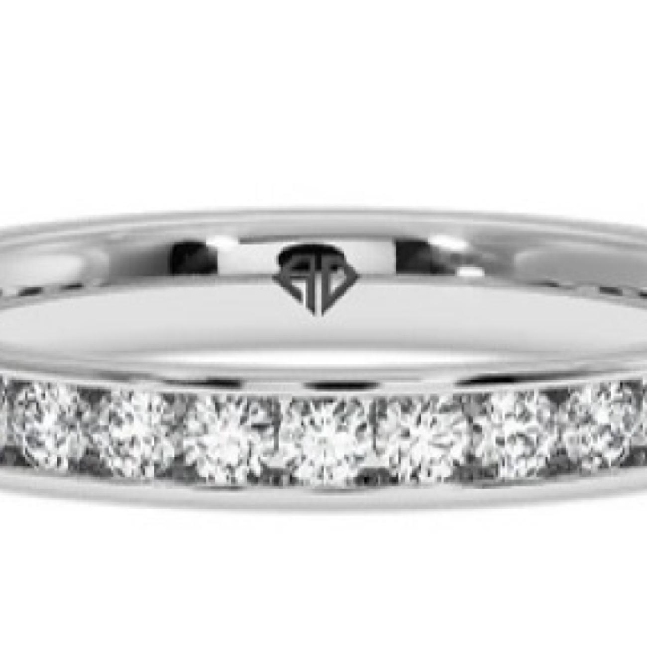 2.9mm 18K White Gold Liza Eternity Band