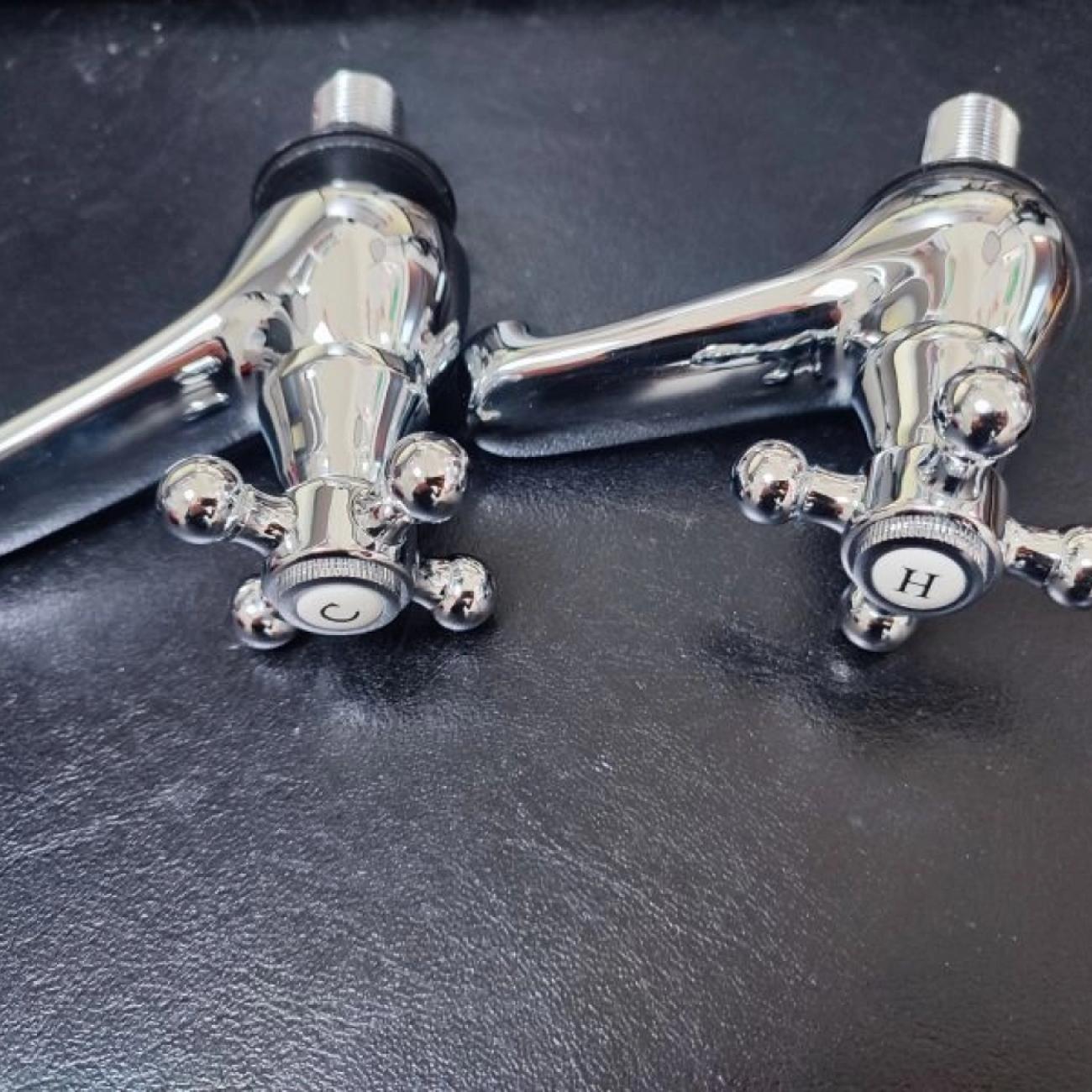 Swirl Traditional Chrome Basin Taps 1/2" Brand New in Box