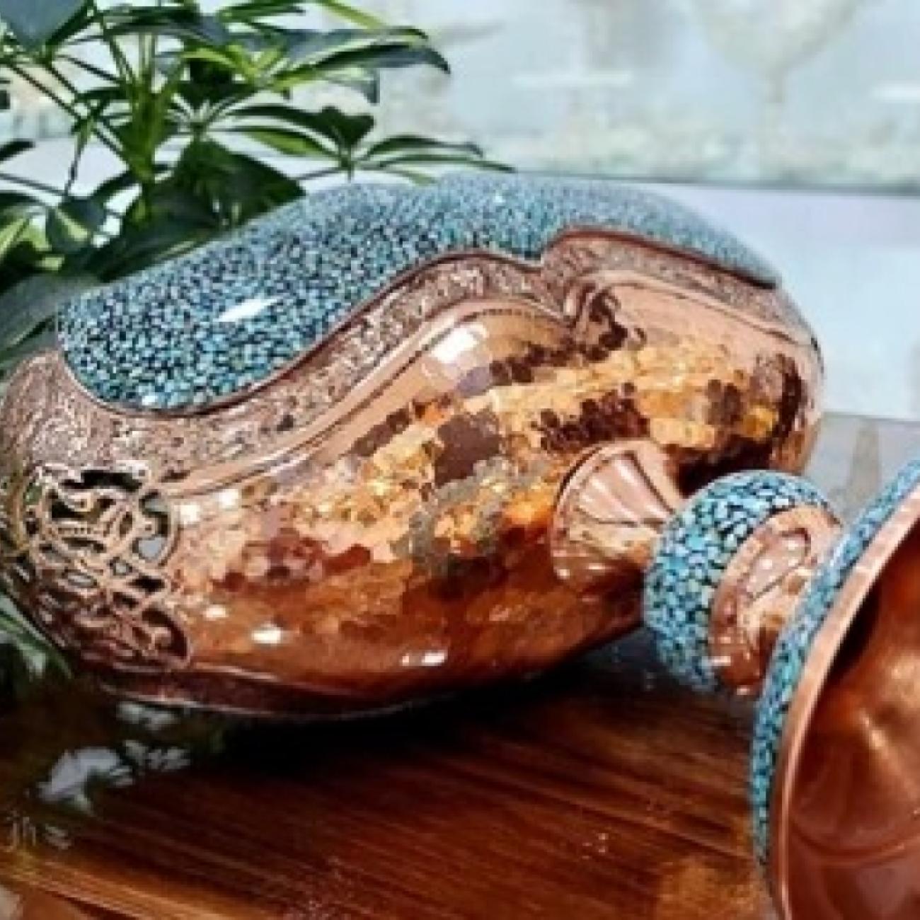 Turquoise Kashkul with a pen size 4