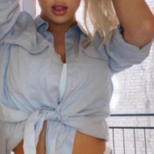 Hot sexy pretty Ts 