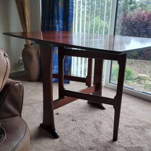 Mahogany folding table