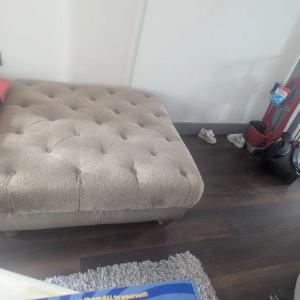 Chesterfield perisa set for sale