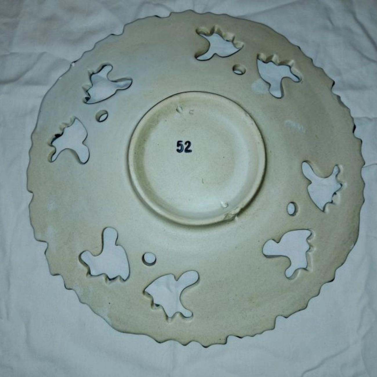 PORCELAIN FRUIT BOWL / DISPLAY PLATE