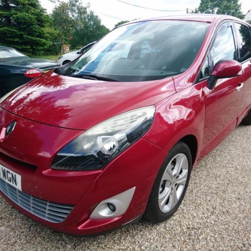 2011 Renault Grand Scenic DYNAMIQUE TOMTOM DCI EDC