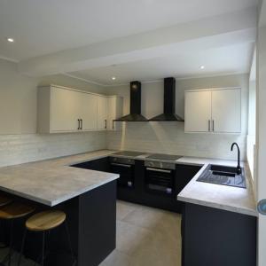 6 bedroom house in Beeston Road, Nottingham, NG7 (6 bed) (#1882294)