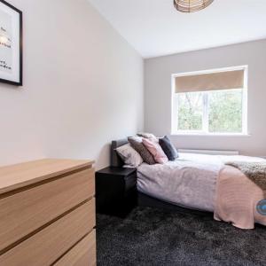 6 bedroom house in Beeston Road, Nottingham, NG7 (6 bed) (#1882294)