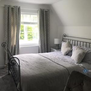 3 bedroom house in Castle Hill, Llanblethian, Cowbridge, CF71 (3 bed) (#2339692)