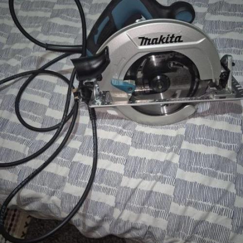 Makita HS7601