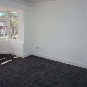 Impressive 3-bedroom first-floor maisonette available to rent in Perivale UB6