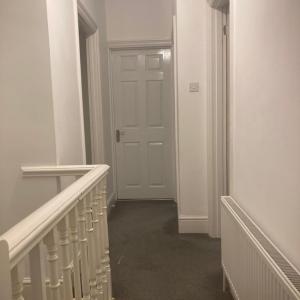SHORT LET - SHORT LET Rooms to rent in a shared house in London road Luton lu1 3UE