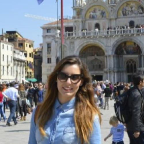 Single woman seeking for a truthful, stable and long-lasting relationship