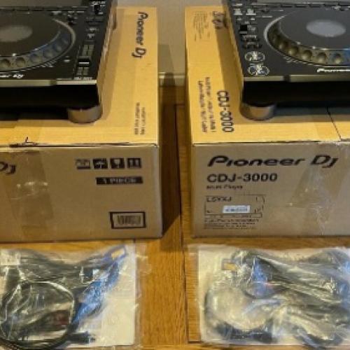 Pioneer CDJ-3000, Pioneer DJ DJM-A9, Pioneer DJM-V10, Pioneer CDJ-2000NXS2, Pioneer DJM-900NXS2