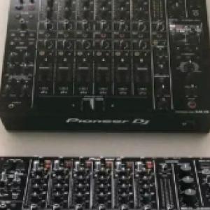 Pioneer CDJ-3000, Pioneer DJ DJM-A9, Pioneer DJM-V10, Pioneer CDJ-2000NXS2, Pioneer DJM-900NXS2