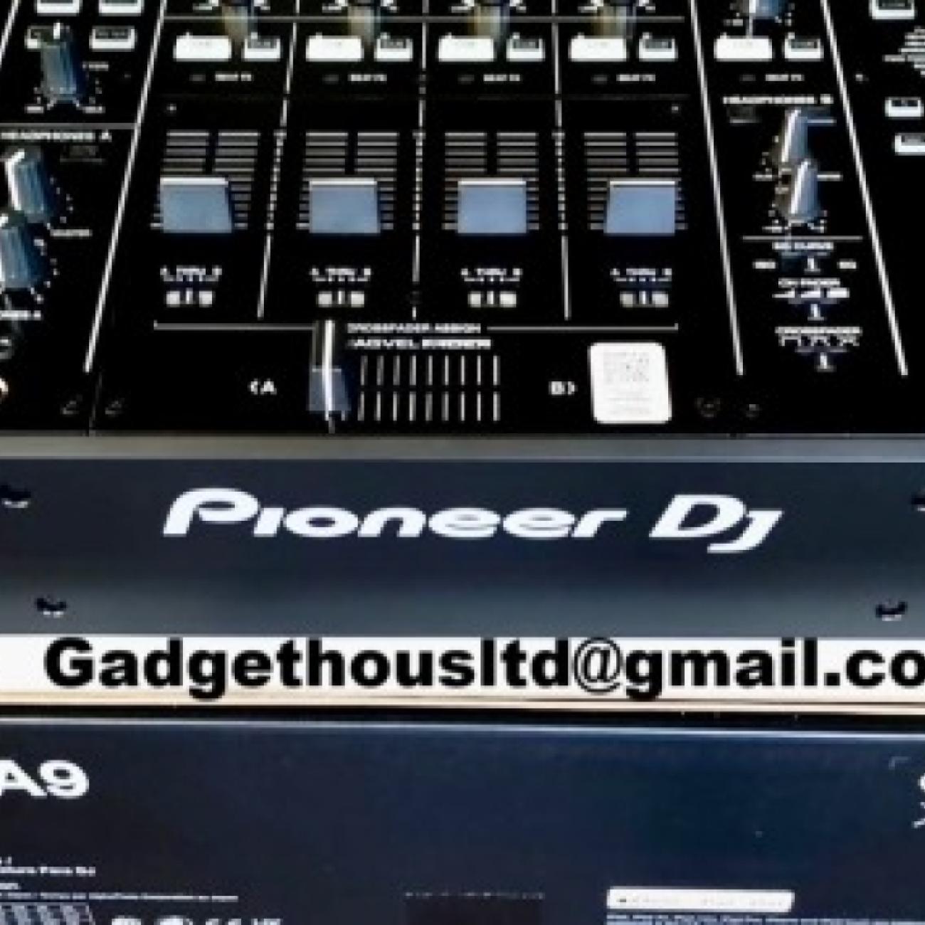 Pioneer CDJ-3000, Pioneer DJ DJM-A9, Pioneer DJM-V10, Pioneer CDJ-2000NXS2, Pioneer DJM-900NXS2