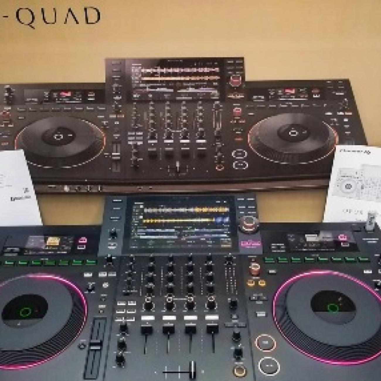 Pioneer CDJ-3000, Pioneer DJ DJM-A9, Pioneer DJM-V10, Pioneer CDJ-2000NXS2, Pioneer DJM-900NXS2