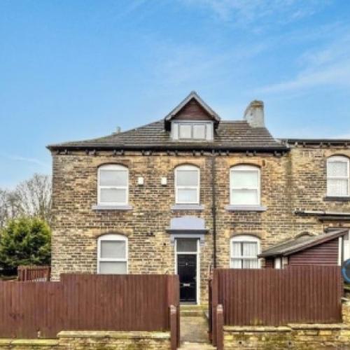 1 bedroom in Yews Mount, Huddersfield, HD1 (#2474503)