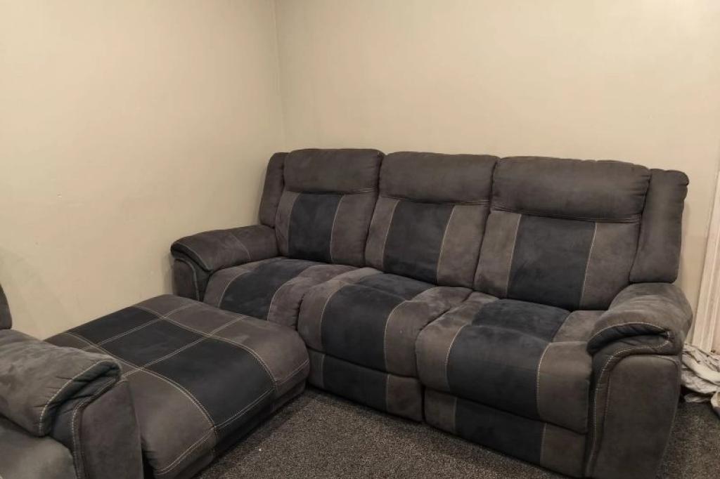 ScS Recliner 4 Piece Sofa Set with cupholders, Grey/Navy