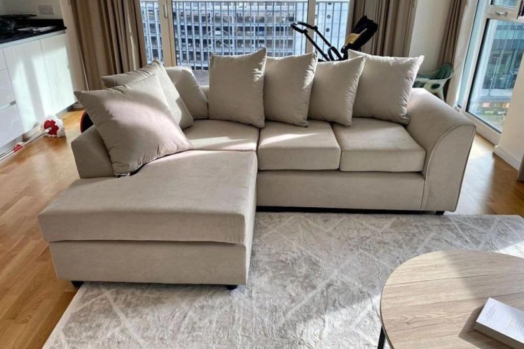 Hurry Up 4x Setter L Shape High Back Corner Sofa for Sale ¬ Delivery Available All over the UK!
