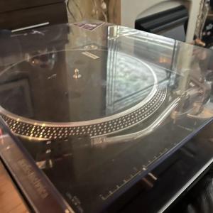 Audio- Technica vinyl turntable
