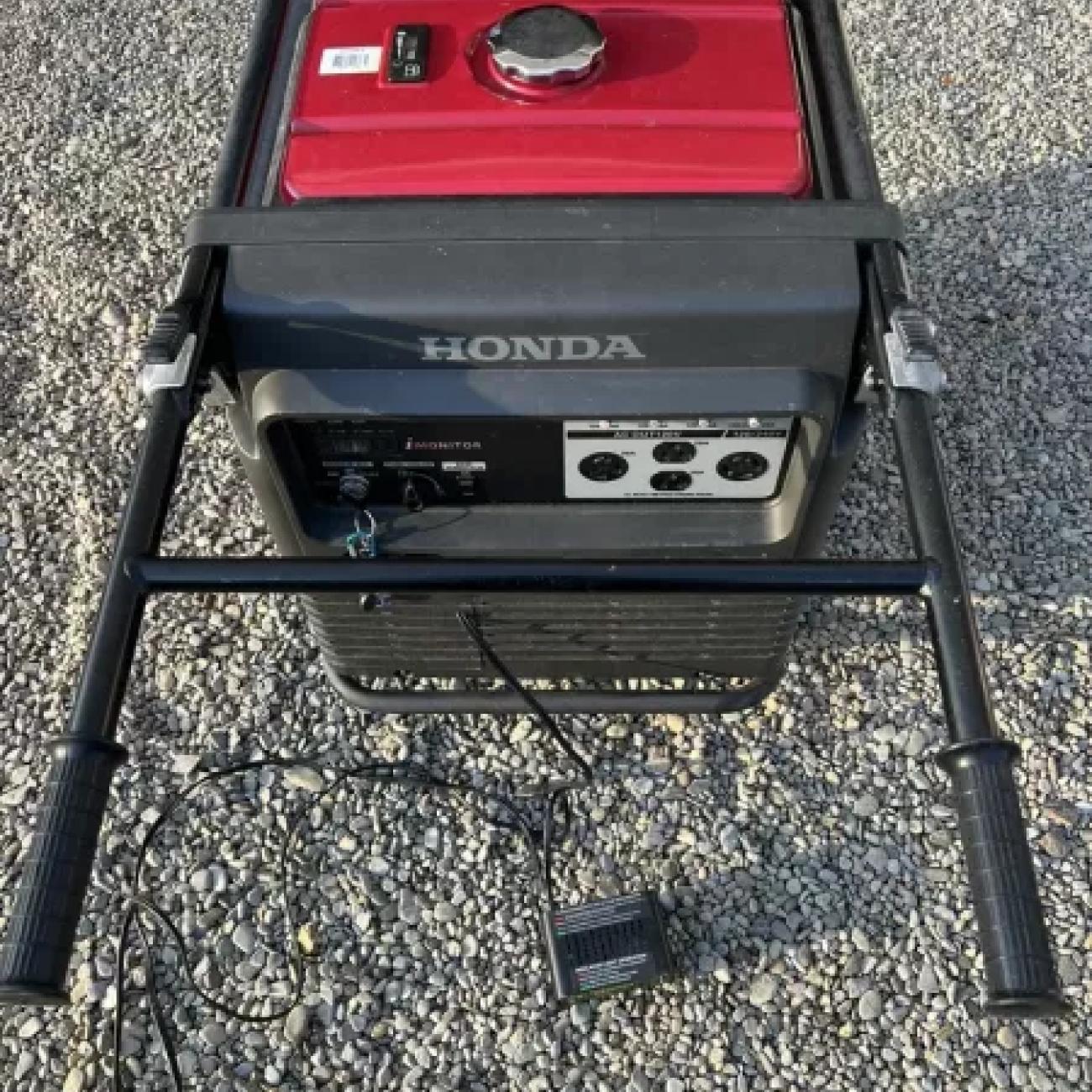 Honda EU6500IS Generator - Barely Used, Low Hours, Excellent Condition!