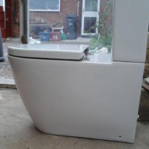 Toilet pot in a very good condition