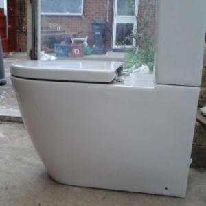 Toilet pot in a very good condition