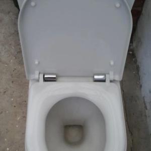 Toilet pot in a very good condition
