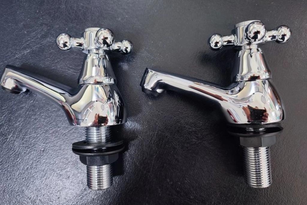 Swirl Traditional Chrome Basin Taps 1/2