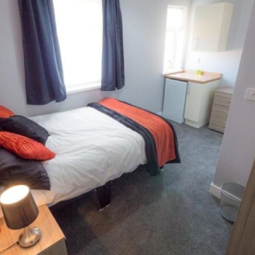 1 bedroom in Queen Marys Road, New Rossington, Doncaster, DN11 (#2493374)