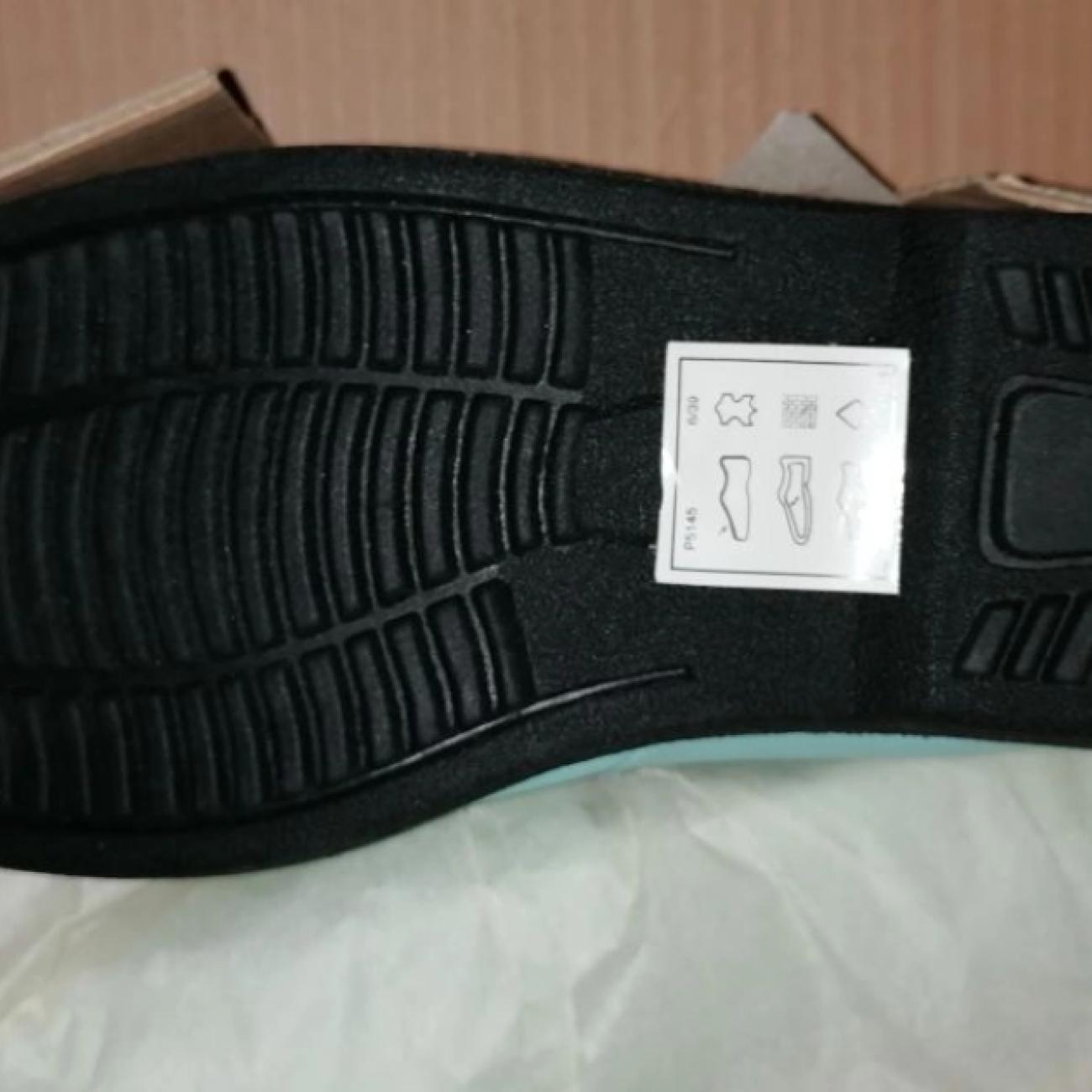 womens nike dunks size 3