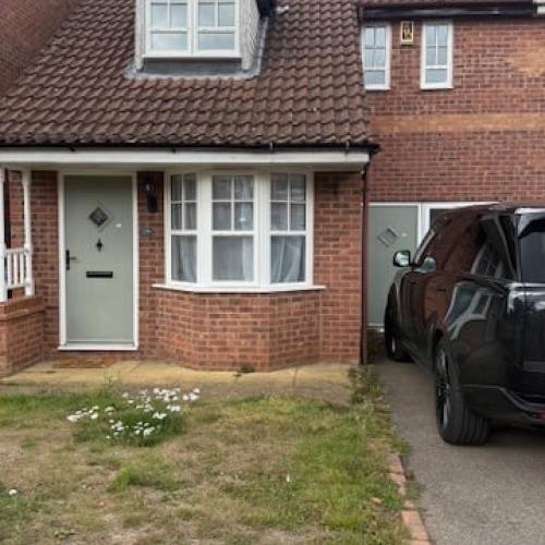 Four bedroom semidetached home for rent, partly furnished at NN35NT