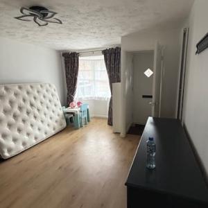 Four bedroom semidetached home for rent, partly furnished at NN35NT