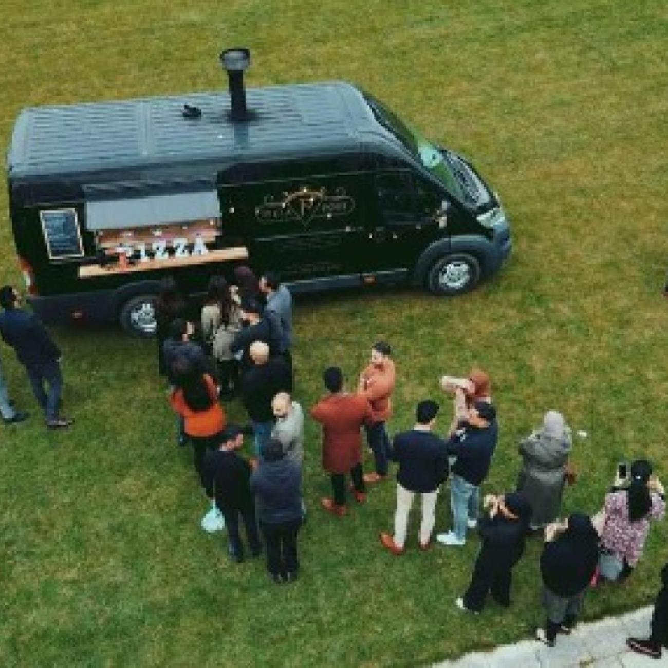 Mobile Food Van Catering - The Pizza & Burger Post