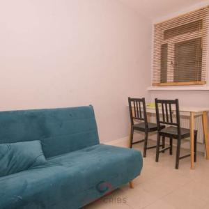 Studio in Blythe Road, Shepherds Bush, W14-Ref: 85