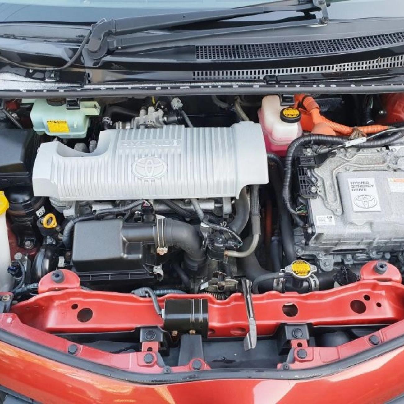 2013 Toyota Yaris VVT-I T Spirit Hybrid Automatic